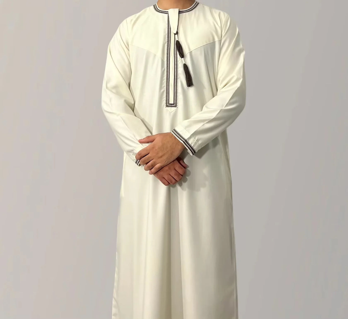 Premium Embroidery Men Thobe with Tassel Saudi Style Arabic Robe Islamic Clothing for Men Traditional Omani Kandura Jalabiya