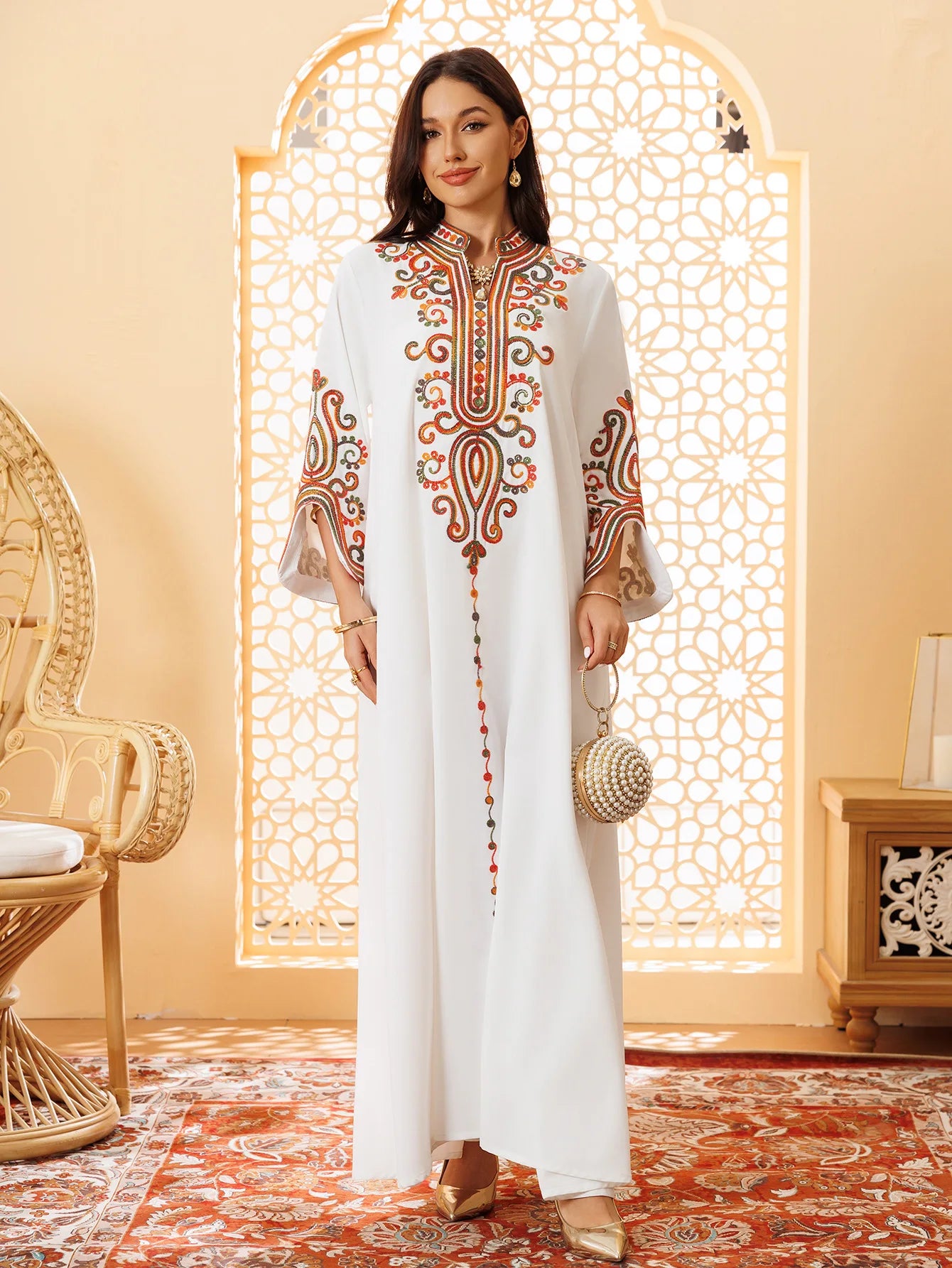 Ramadan EID Embroidered Luxurious Women's Evening Dress Middle East Islamic Clothing V-Neck Fashion Elegant Abayas With Belt