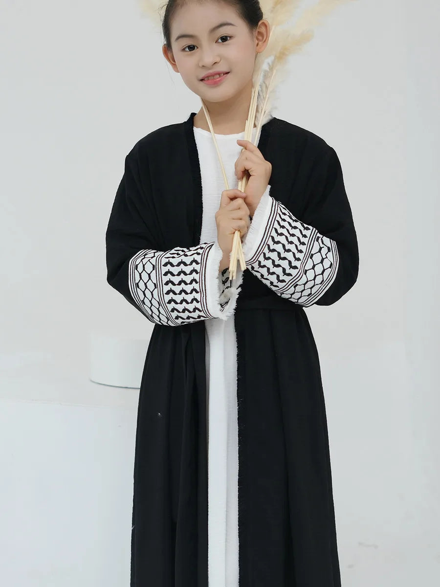 Muslim Kids girls Luxury Dubai Abaya Kimono Cardigan Embroidery tassels Long Dress Ramadan Robe Kaftan Femme Islam Clothing