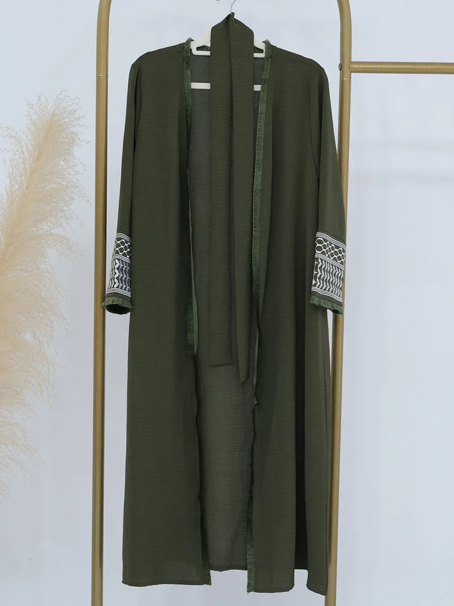 Muslim Kids girls Luxury Dubai Abaya Kimono Cardigan Embroidery tassels Long Dress Ramadan Robe Kaftan Femme Islam Clothing